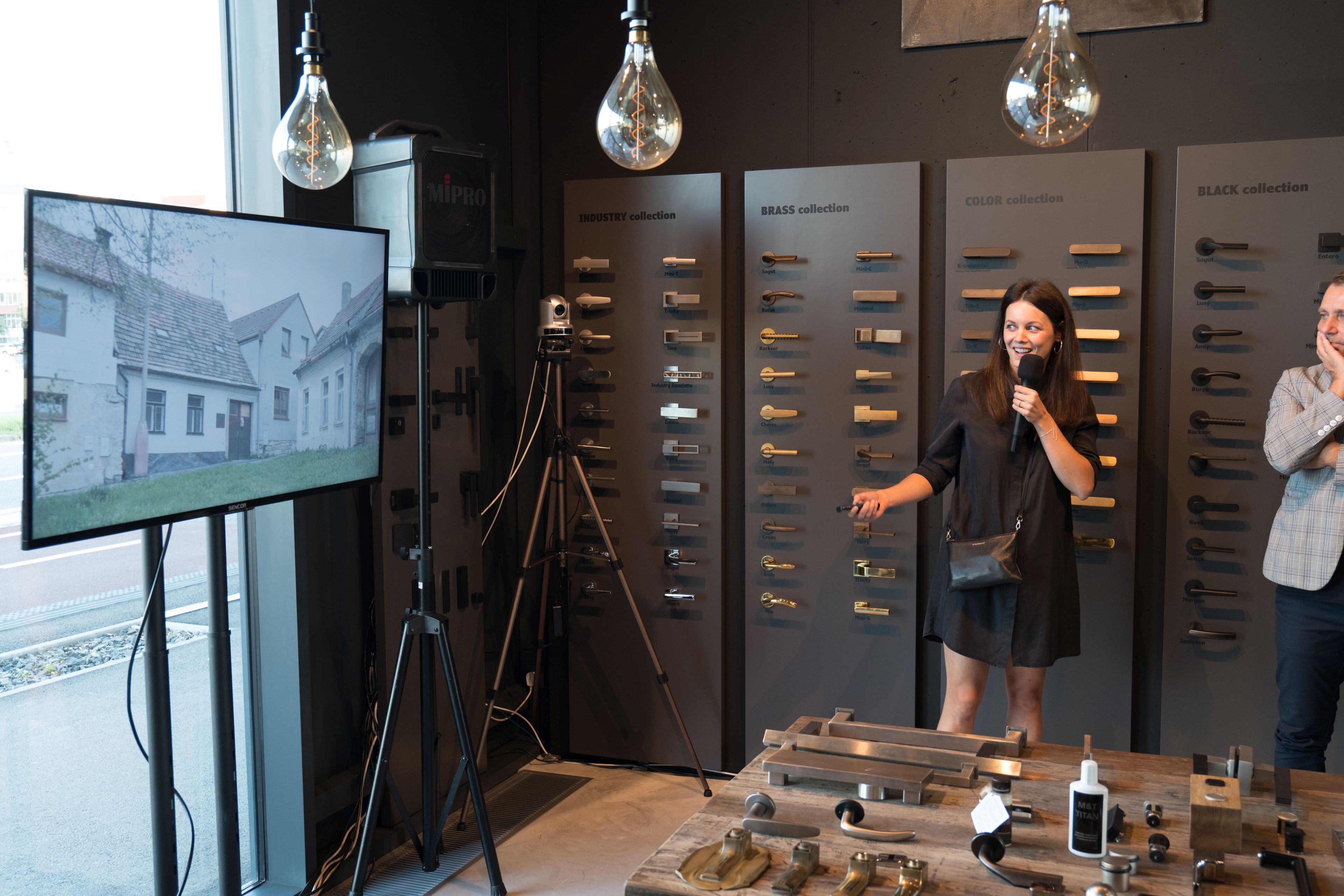 MT showroom foto zdroj MT 49