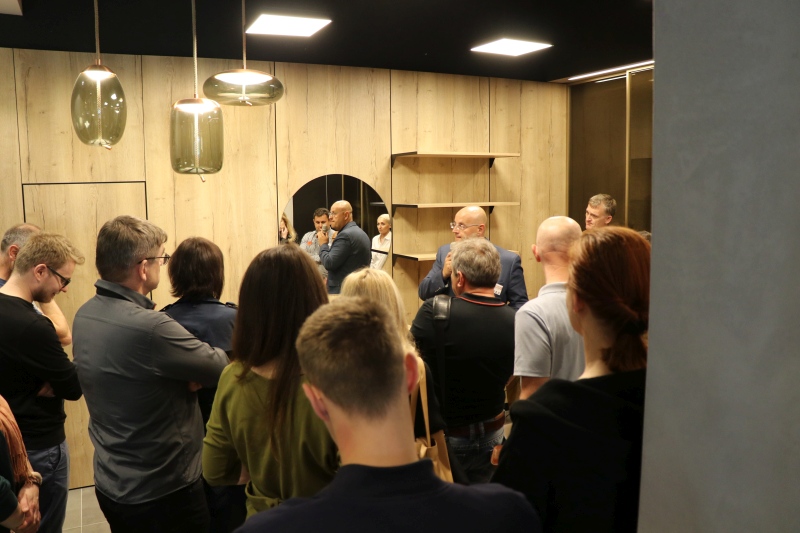 DOD PŘEROV JAP FUTURE 30.5 foto zdroj DENDRIT9