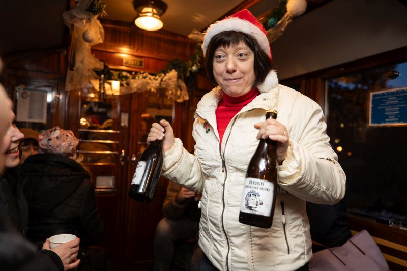 Vánoční tramvaj foto zdroj DENDRIT 182