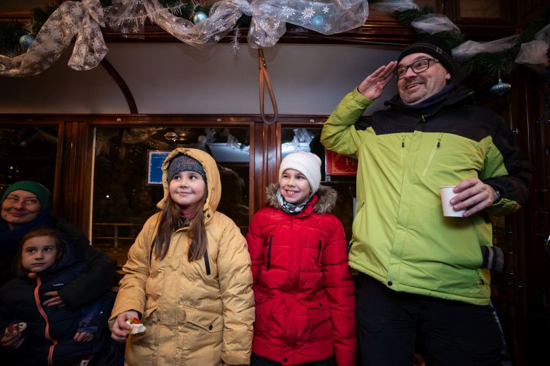 Vánoční tramvaj foto zdroj DENDRIT 185