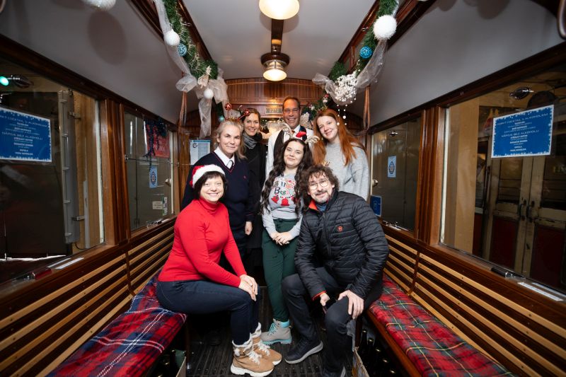 Vánoční tramvaj foto zdroj DENDRIT 22