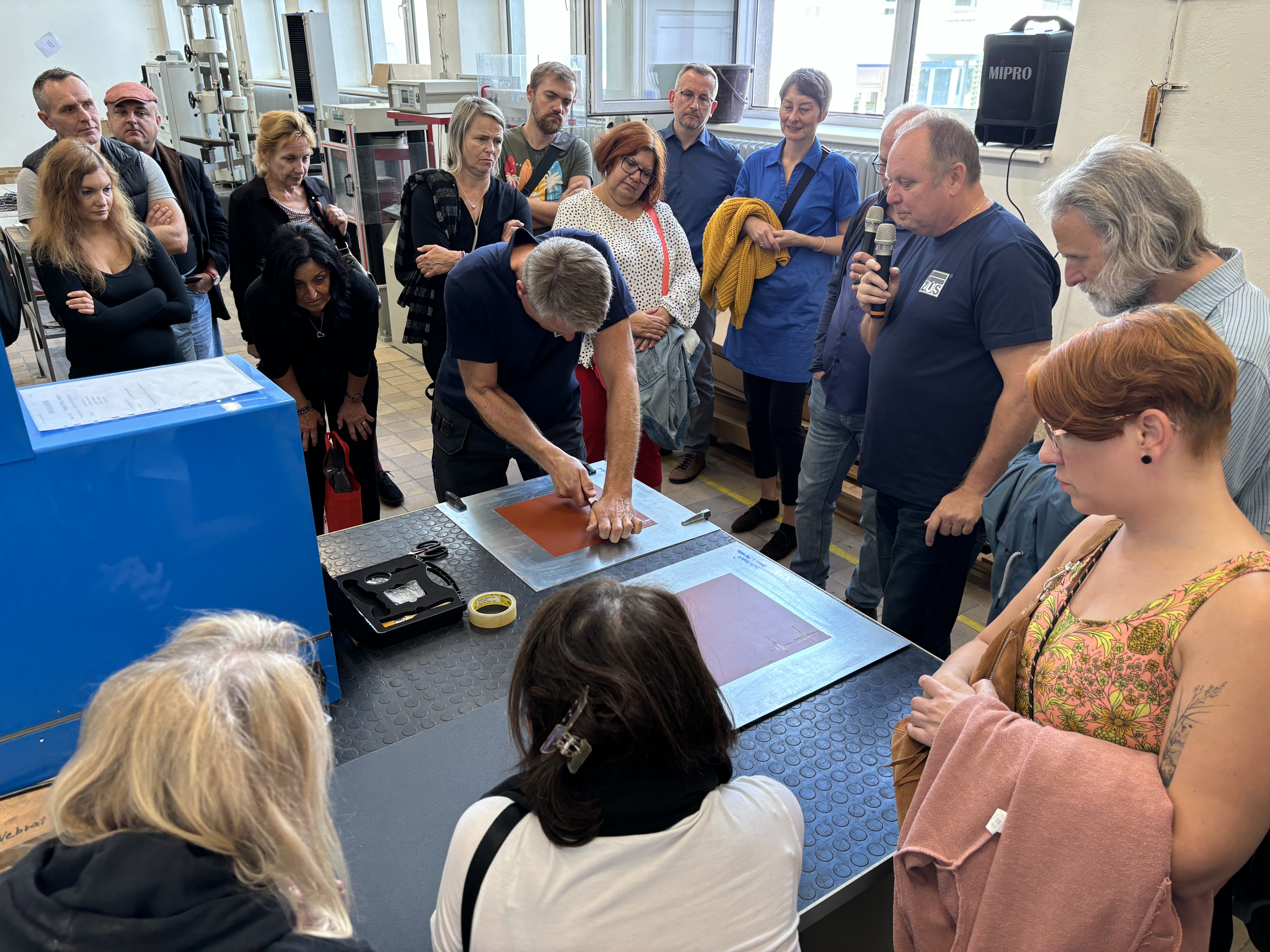 11.mediatrip SATJAM testovani plechovyc h krytin v TZUS Ostrava foto zdroj SATJAM a TZUS