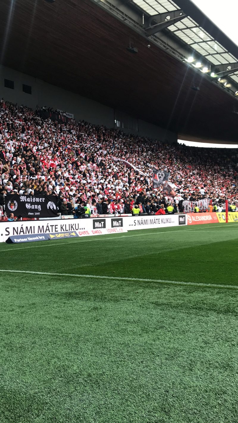 DERBY SLAVIA SPARTA MT 3