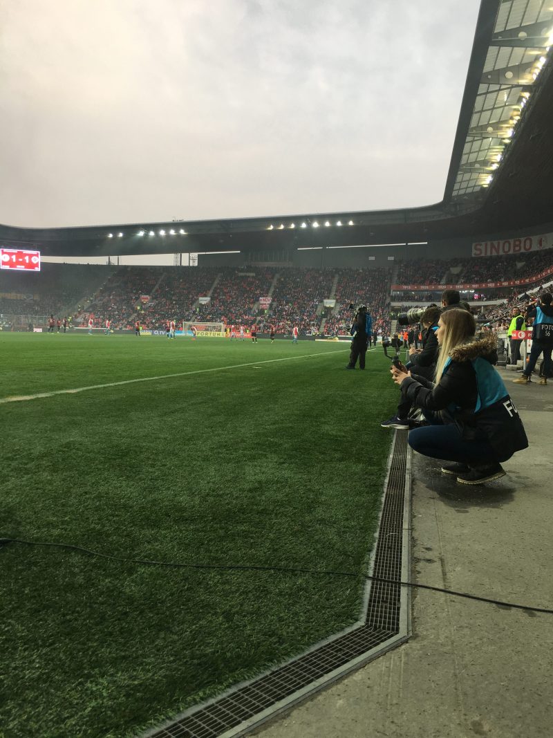 DERBY SLAVIA SPARTA MT 7