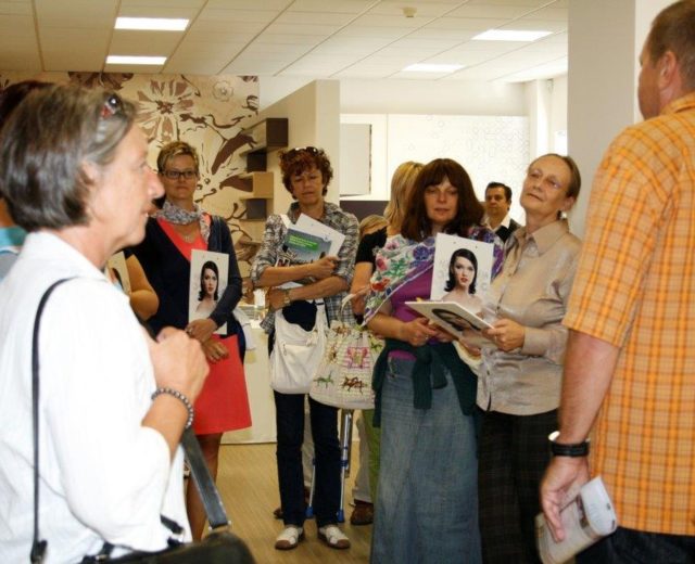 JAK SE VYRÁBÍ NÁBYTKOVÁ DVÍŘKA U TRACHEY?