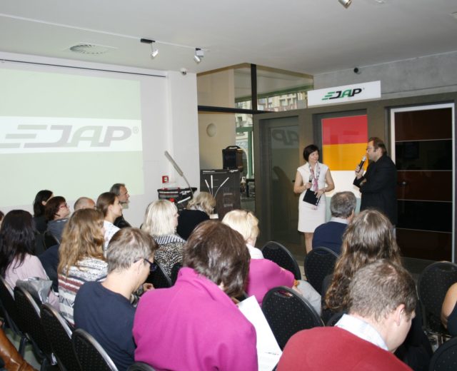 HLINÍK J.A.P. JSME PŘEDVEDLI V MÁNESU!