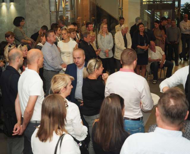 Hliníková páska přestřižena – nový showroom J.A.P. otevřen!